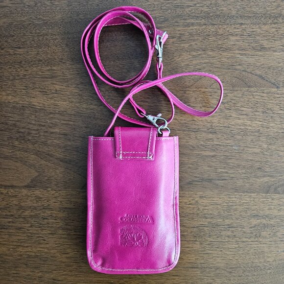 arte kuna Colombia Phone Wristlet Crossbody - Picture 3 of 4